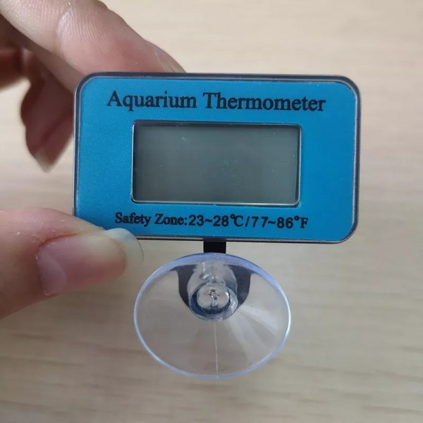 Термометър за аквариум водоустойчив с LCD екран
